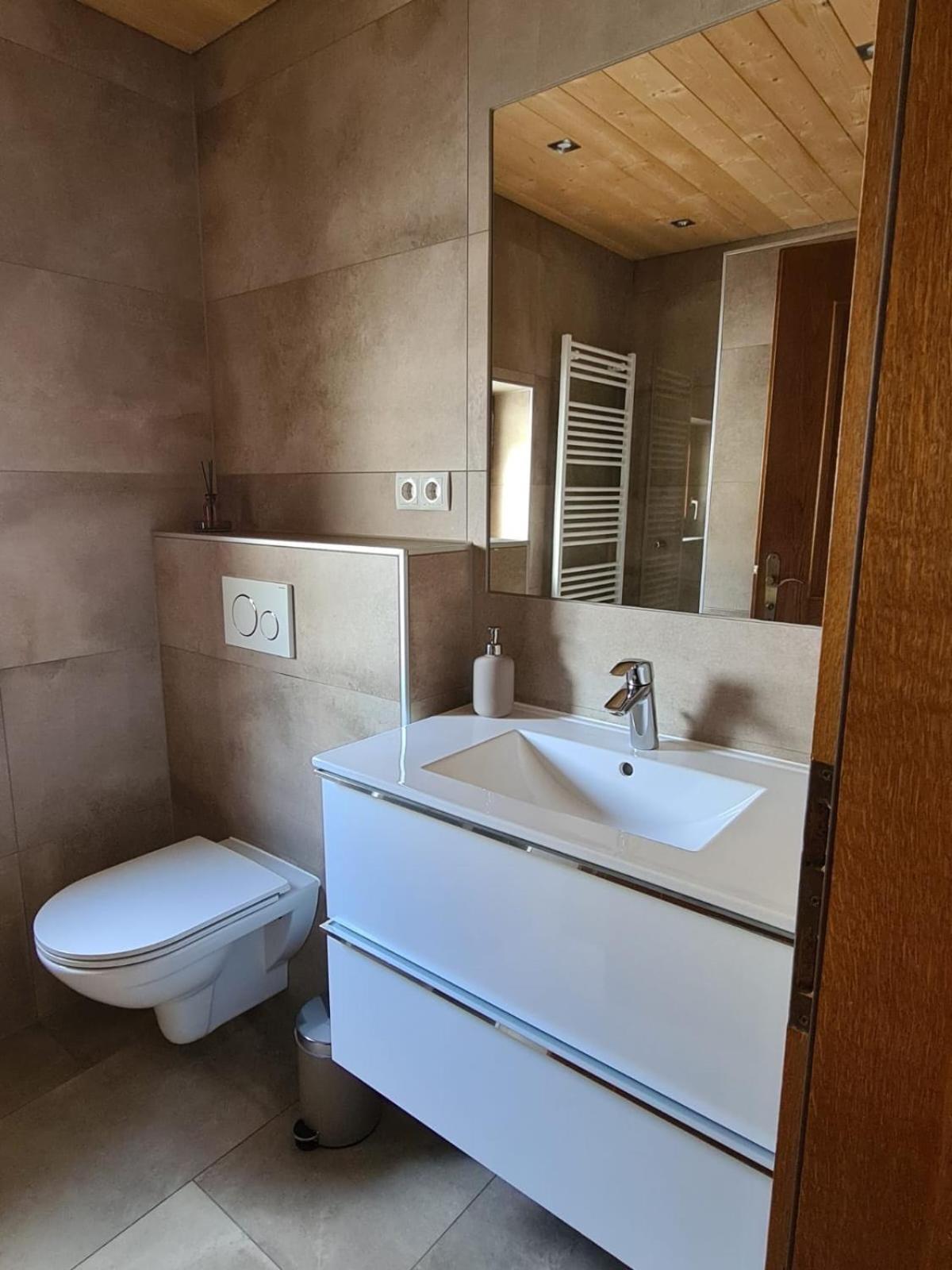 Apartment Huter Jerzens Ngoại thất bức ảnh